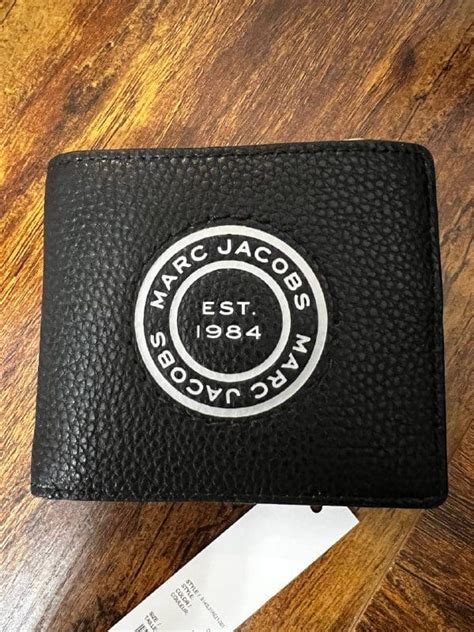 mens marc jacobs wallet